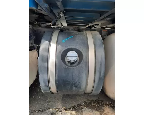 PETERBILT 579 DEF TANK