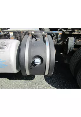 PETERBILT 579 DEF TANK