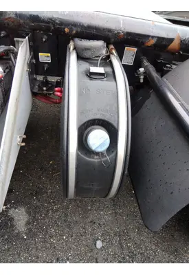 PETERBILT 579 DEF TANK