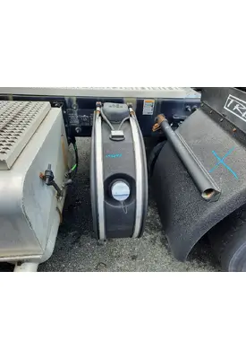 PETERBILT 579 DEF TANK