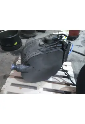 PETERBILT 579 DEF TANK