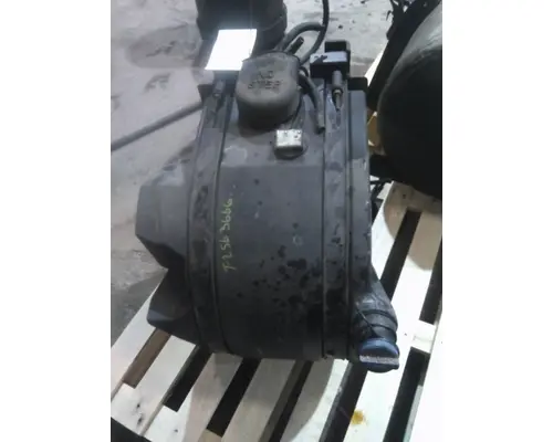 PETERBILT 579 DEF TANK