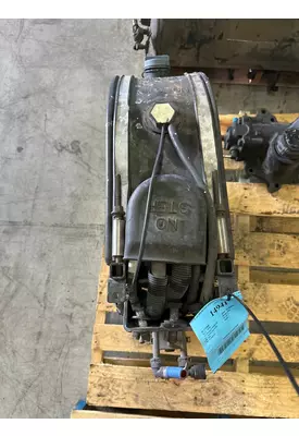 PETERBILT 579 DEF Tank