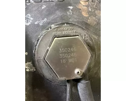 PETERBILT 579 DEF Tank