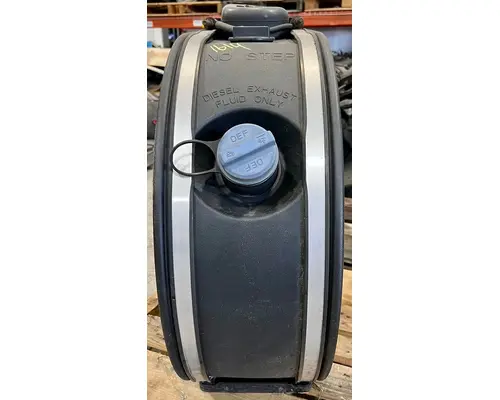 PETERBILT 579 DEF Tank