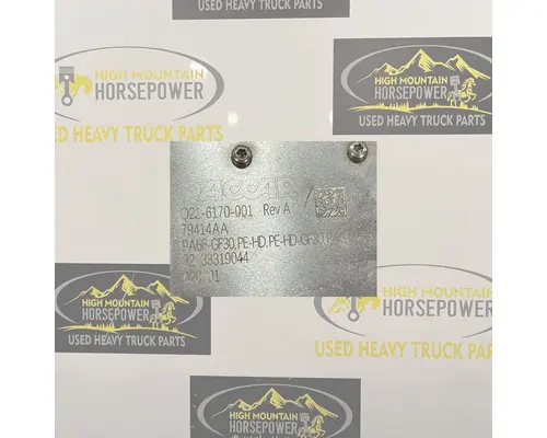 PETERBILT 579 DEF Tank