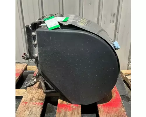 PETERBILT 579 DEF Tank