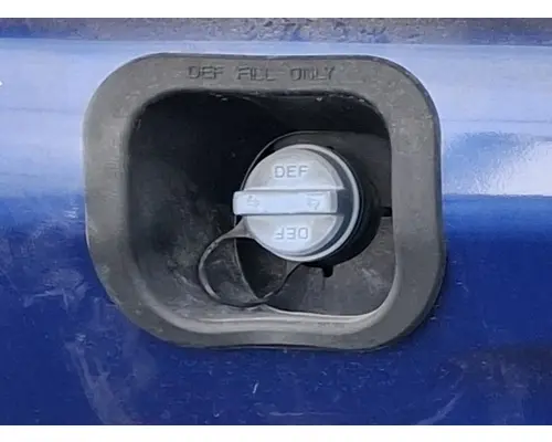 PETERBILT 579 DEF Tank