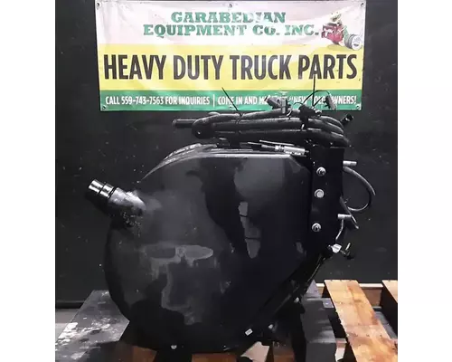 PETERBILT 579 DEF Tank