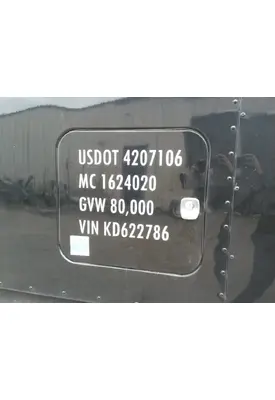 PETERBILT 579 DOOR, COMPARTMENT