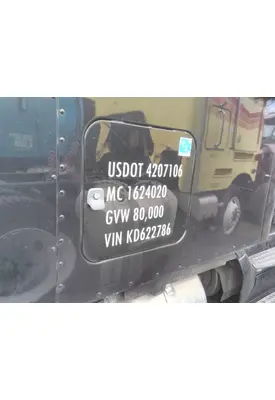 PETERBILT 579 DOOR, COMPARTMENT