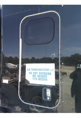 PETERBILT 579 DOOR, COMPARTMENT