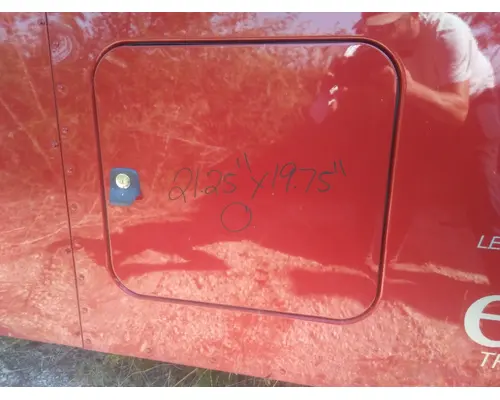 PETERBILT 579 DOOR, COMPARTMENT