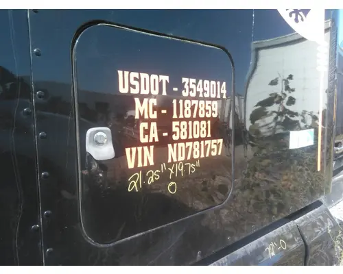 PETERBILT 579 DOOR, COMPARTMENT