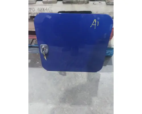 PETERBILT 579 DOOR, COMPARTMENT