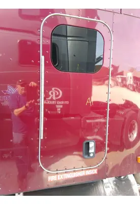 PETERBILT 579 DOOR, COMPARTMENT