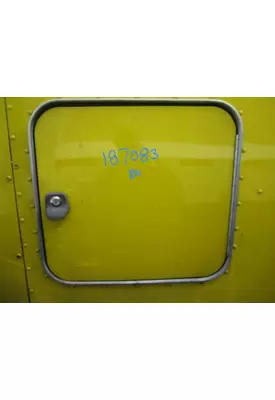 PETERBILT 579 DOOR, COMPARTMENT