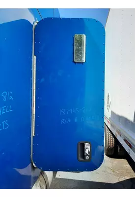 PETERBILT 579 DOOR, COMPARTMENT