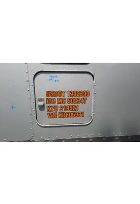 PETERBILT 579 DOOR, COMPARTMENT