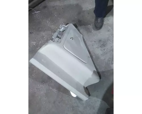 PETERBILT 579 DOOR, COMPARTMENT