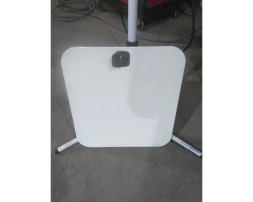 PETERBILT 579 DOOR, COMPARTMENT