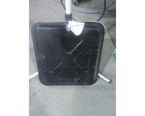 PETERBILT 579 DOOR, COMPARTMENT