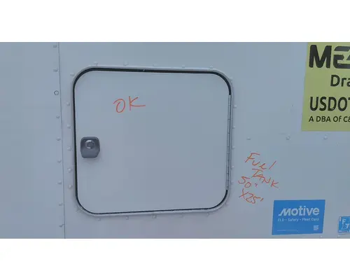 PETERBILT 579 DOOR, COMPARTMENT