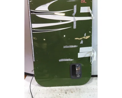 PETERBILT 579 DOOR, COMPARTMENT