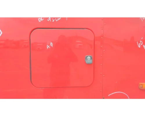 PETERBILT 579 DOOR, COMPARTMENT