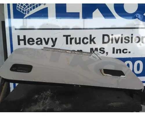 PETERBILT 579 DOOR, COMPARTMENT