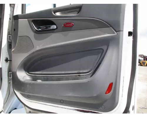 PETERBILT 579 DOOR ASSEMBLY, FRONT