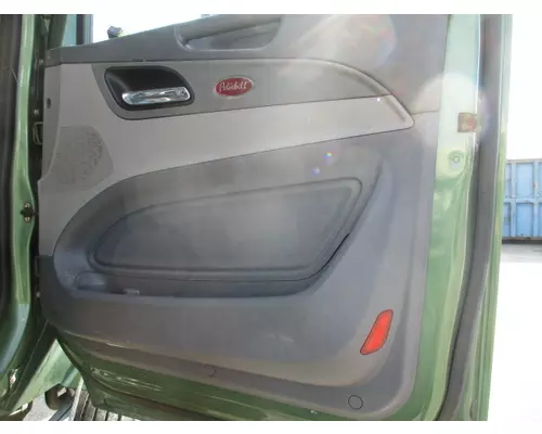PETERBILT 579 DOOR ASSEMBLY, FRONT