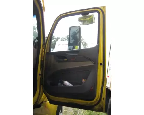 PETERBILT 579 DOOR ASSEMBLY, FRONT