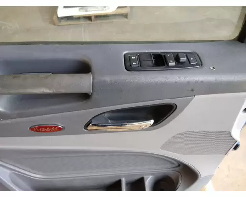 PETERBILT 579 DOOR ASSEMBLY, FRONT