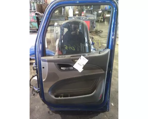 PETERBILT 579 DOOR ASSEMBLY, FRONT