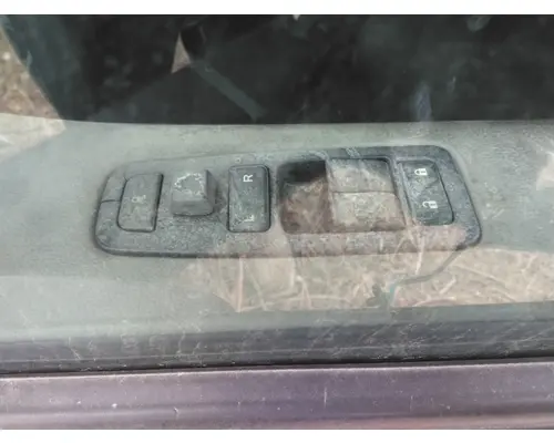 PETERBILT 579 DOOR ELECTRICAL SWITCH