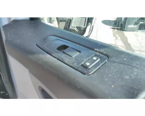 PETERBILT 579 DOOR ELECTRICAL SWITCH