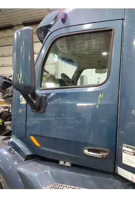 PETERBILT 579 DOOR HINGE