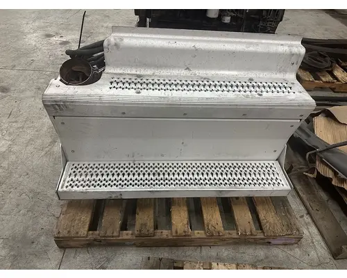 PETERBILT 579 DPF (Diesel Particulate Filter)