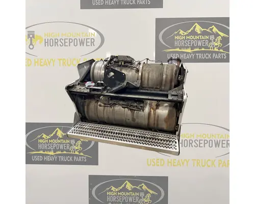 PETERBILT 579 DPF (Diesel Particulate Filter)
