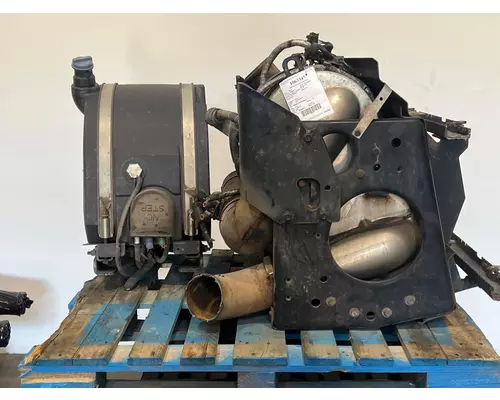 PETERBILT 579 DPF (Diesel Particulate Filter)