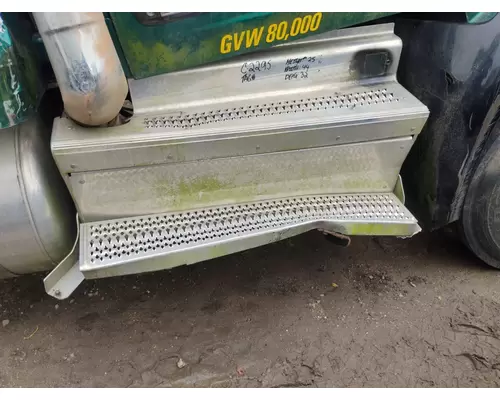 PETERBILT 579 DPF (Diesel Particulate Filter)
