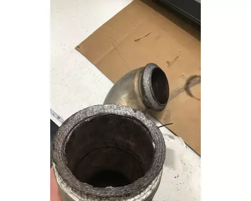 PETERBILT 579 DPF AFTER TREATMENT