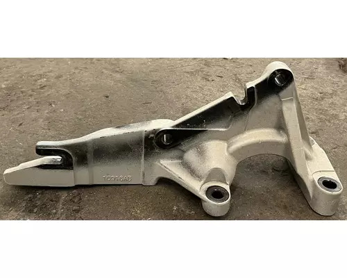 PETERBILT 579 DPF Bracket