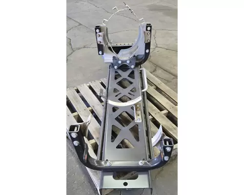 PETERBILT 579 DPF Bracket