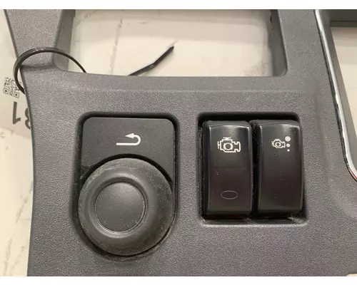 PETERBILT 579 Dash  Console Switch