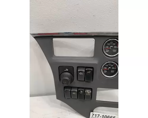 PETERBILT 579 Dash  Console Switch
