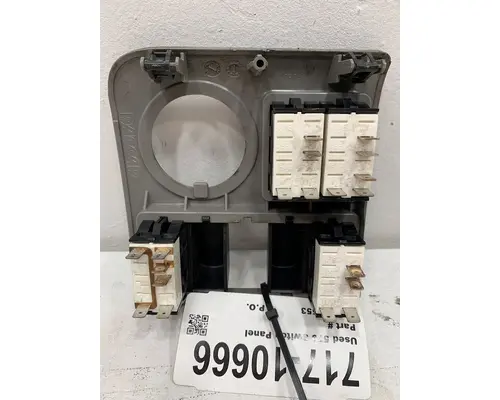 PETERBILT 579 Dash  Console Switch