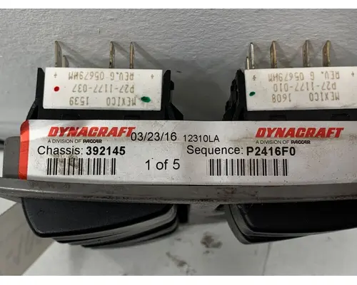 PETERBILT 579 Dash  Console Switch