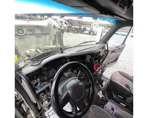 PETERBILT 579 Dash Panel